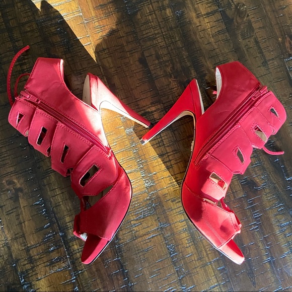 Rock & Republic red open toe heels - Picture 2 of 7
